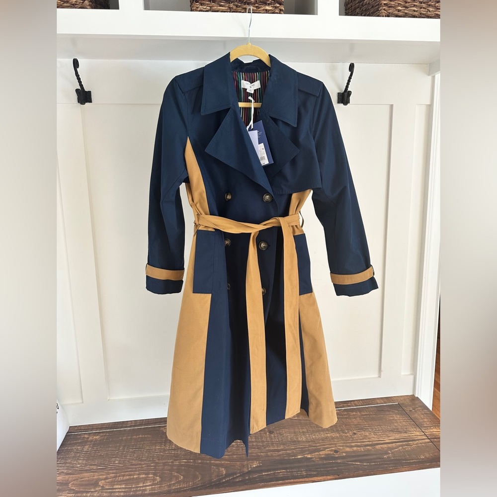Long layered coat with rainbow striped inside